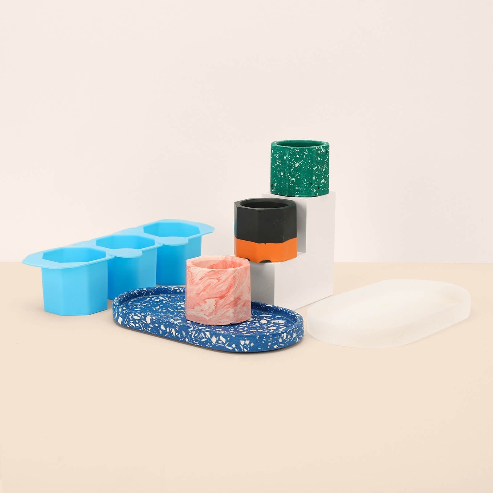 Juego de velas y moldes para bandejas